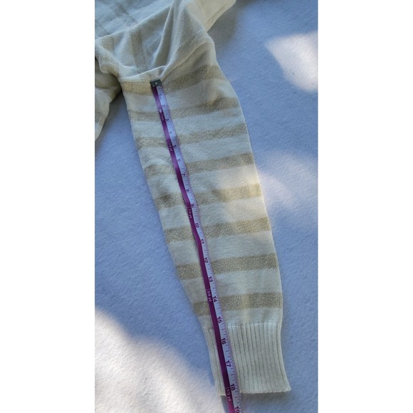 LUXE BRAND - TURTLE NECK SWEATER - CREAM WHITE WITH SILVER SPARKLE... SIZE L - Picture 5 of 8